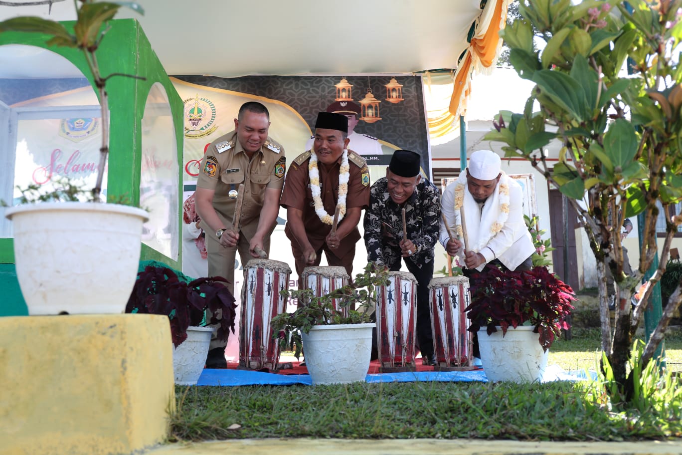 Buka MTQ Kecamatan Tinada, Bupati Sampaikan banyak Harapan