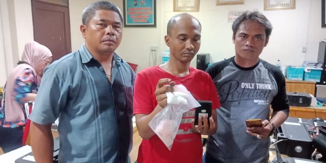 Ilham Nekad Jual Sabu, Tak Berkutik Disergap Tim SatRes Narkoba Polrestabes Medan