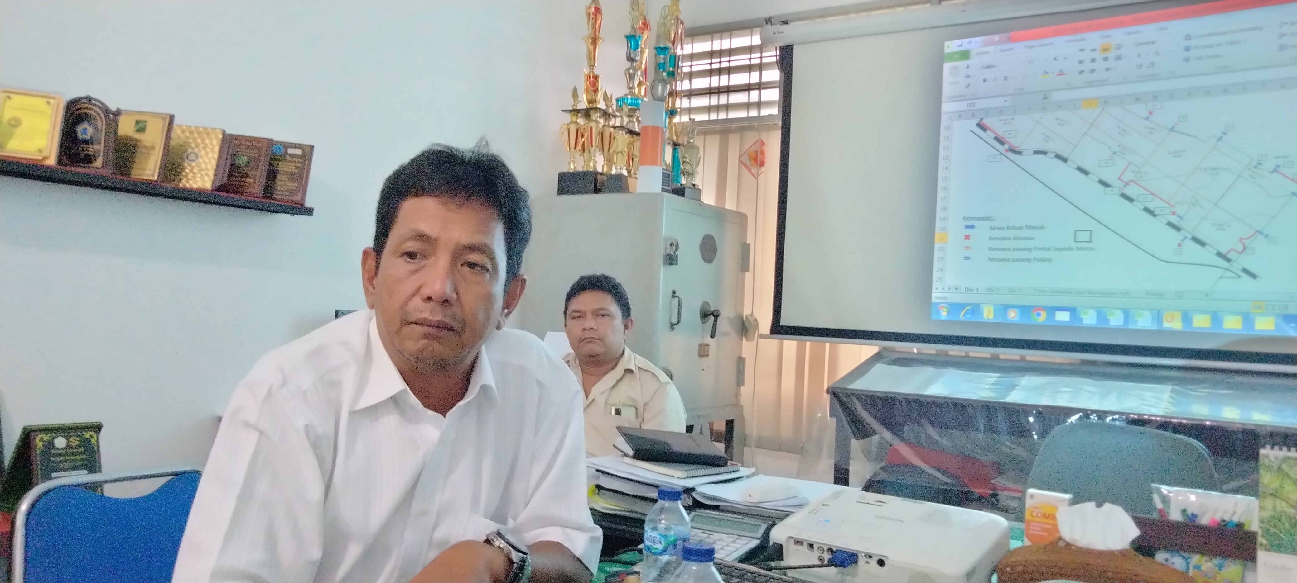 PT Socfindo Mata Pao Putuskan Jalan,  Antisipasi Pencuri Buah Sawit