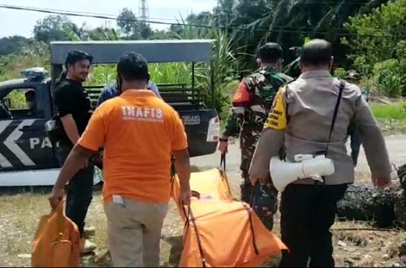 Mayat Terapung di Aliran Sungai Bilah yang Ditemukan Warga adalah JONI (37) Warga Desa Sei Rakyat