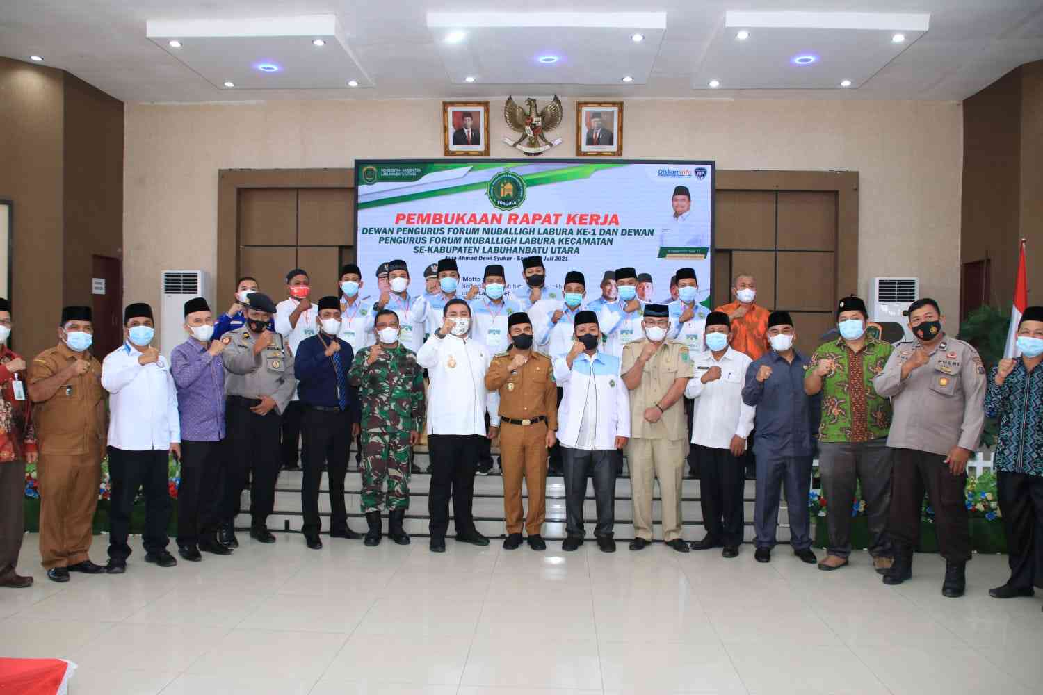 Bupati Labura Hendriyanto Sitorus : Pengurus Dewan Mubaligh Agar Selalu Kompak