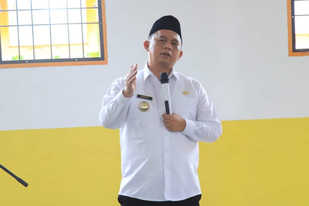 Siswa-siswi SMK.Pemda Rantauprapat melaksanakan Praktek Kerja Industri (PRAKERIN)
