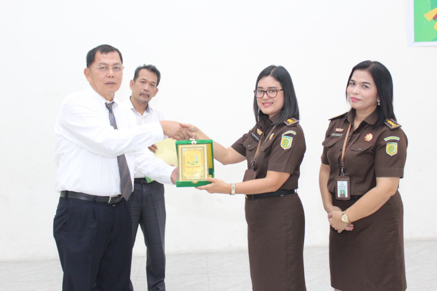 Antisipasi Pelanggaran Hukum, Kejati Sumut Datangi SMA Santo Thomas 1 Medan