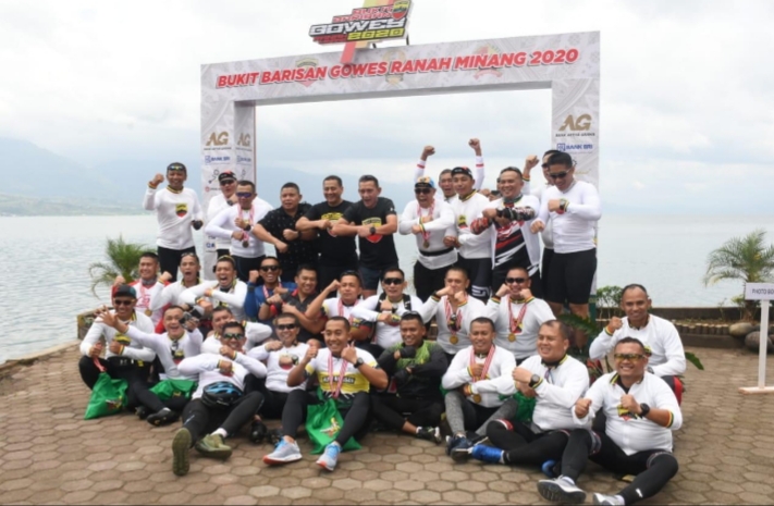 Wakasad Bersama Pangdam I/BB Mangayuah Malinteh Kampuang Dalam Event BBGRM Tour De Singkarak
