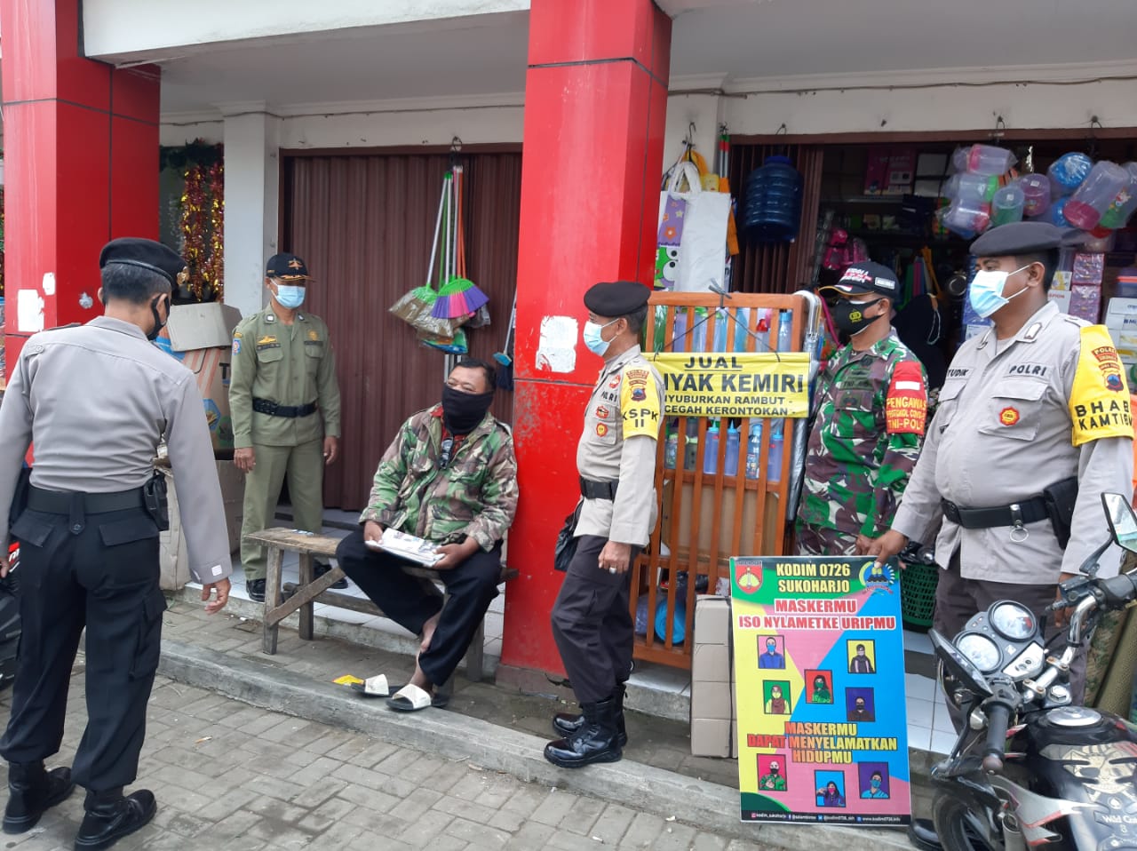 Kasus Covid masih Bertambah, Aparat Mojolaban terus Upayakan Himbauan Prokes