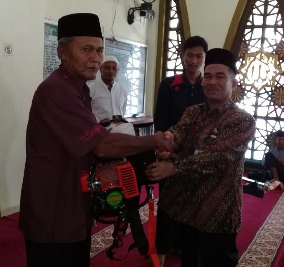 Pemko bersama Tim Baznas Kota Pekanbaru Safari Ramadhan ke Masjid Nurul Hidayah