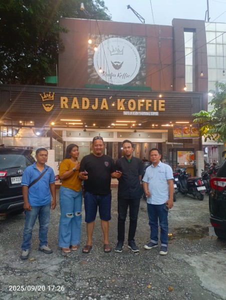 Gubernur LIRA Adakan Pertemuan bersama Pemuda dan Praktisi Media Paparkan Program Kerja Di Dumai