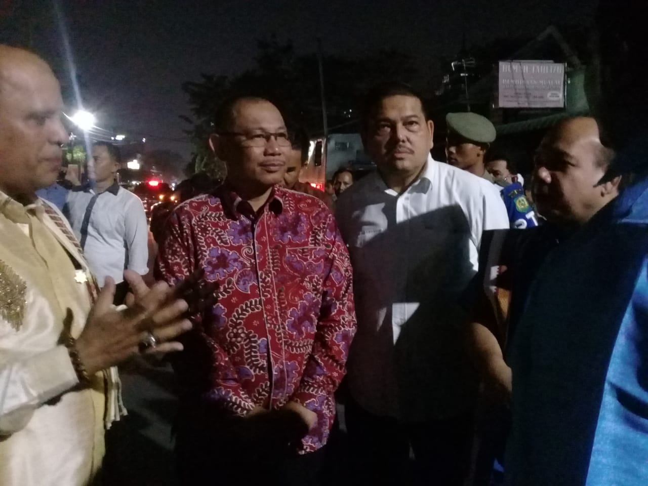 Berbaur Dengan Masyarakat,Plt Walikota Akhyar Hadiri Perayaan Thaipusam