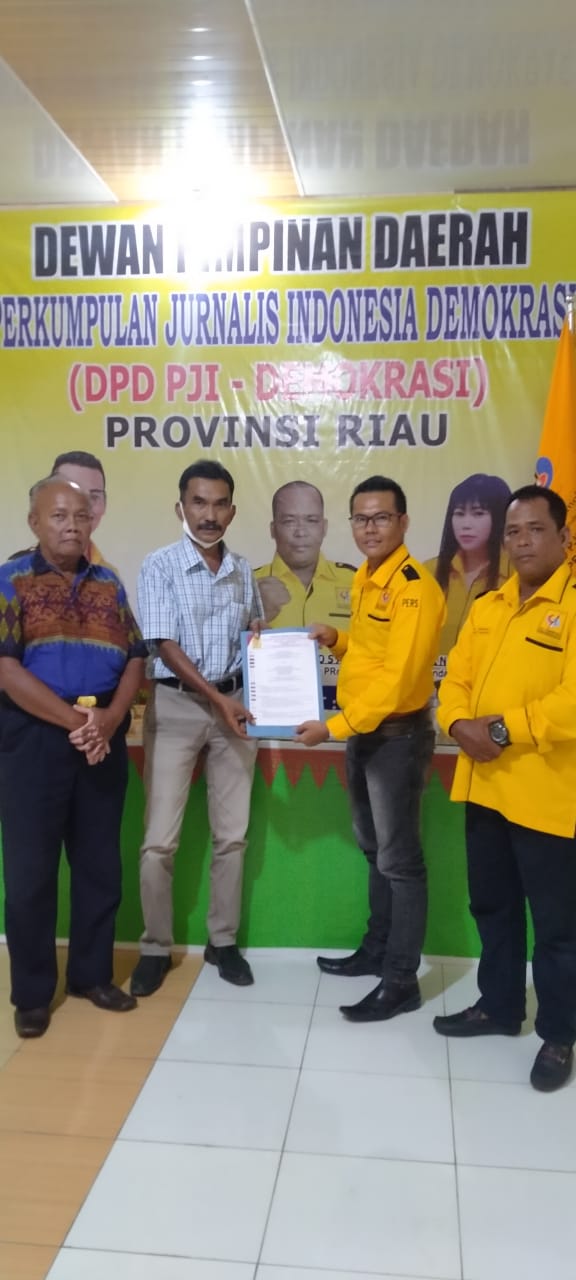 Lama Dinanti, Akhirnya Wartawan Senior Ir. Toga Tampubolon Resmi Nakhodai PJI-Demokrasi Dumai