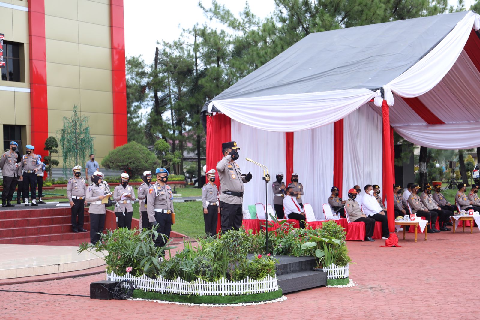 Kapolda Sumut Pimpin Apel Gelar Pasukan Operasi Patuh Toba 2021