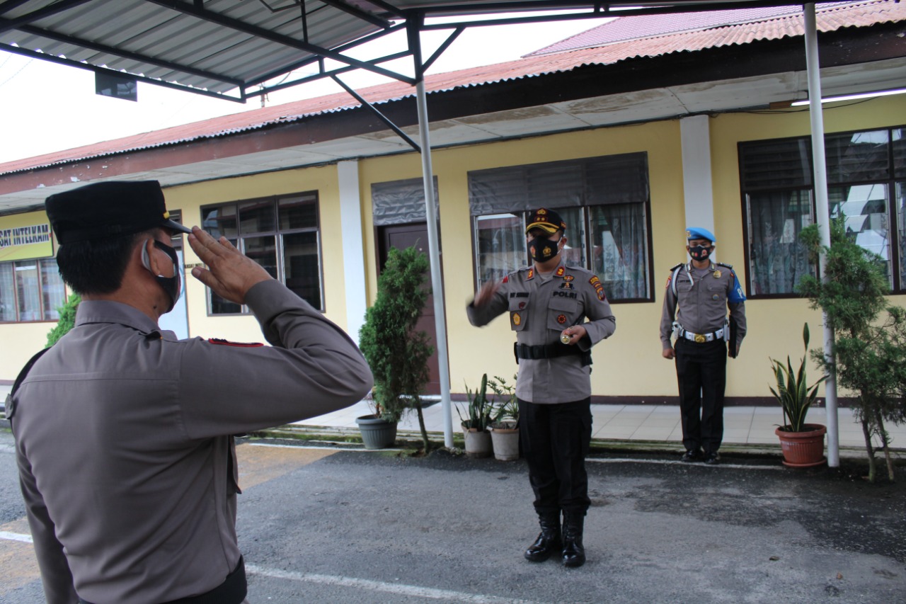 Kapolres Pematangsiantar Pimpin Upacara Kenaikan Pangkat