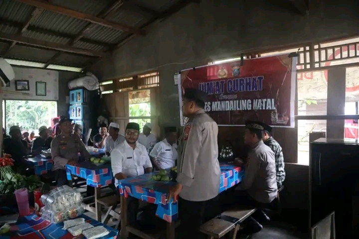 Curhat Jumat Polres Madina: Dengarkan Keluhan dan Berikan Solusi kepada Masyarakat