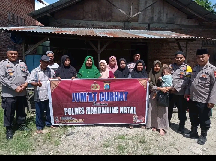 Usai Jum’at Curhat, Kasat Binmas Polres Madina, Santuni Anak Yatim
