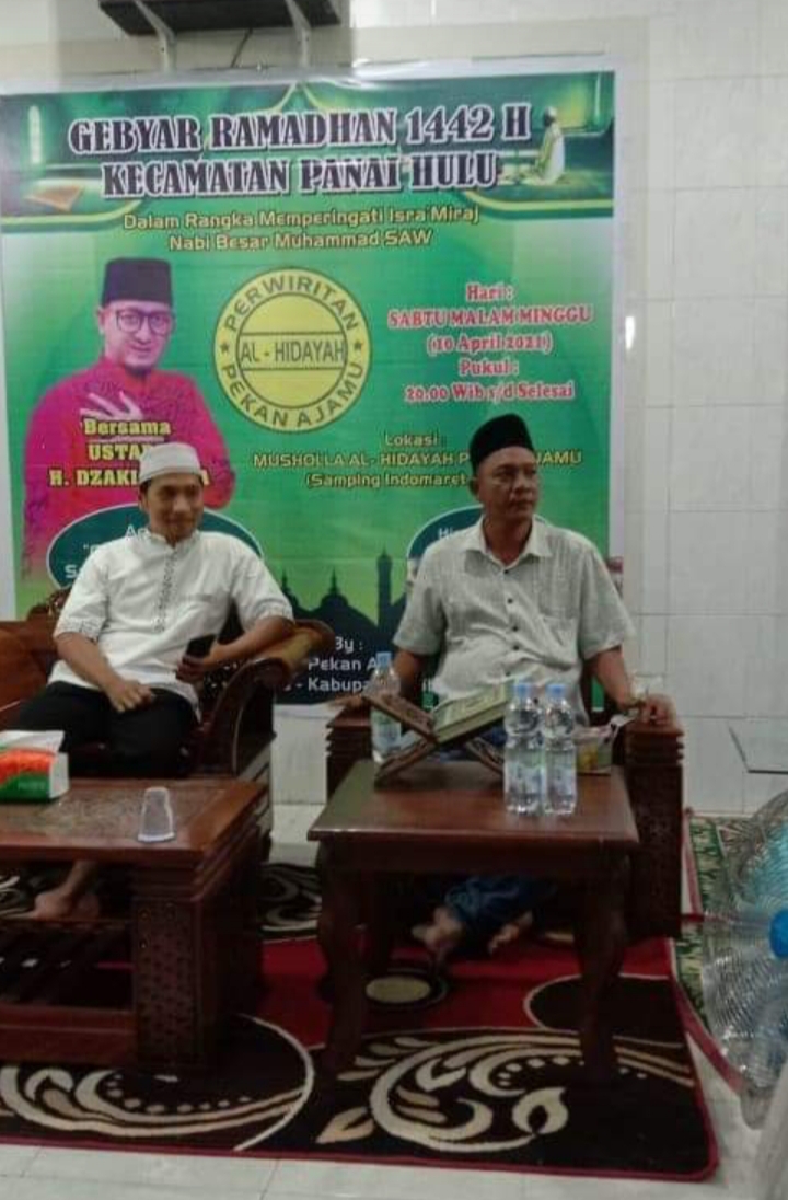 Al Ustadz H Zacki Mirja isi ceramah di Perwiritan Al Hidayah Pekan Ajamu Panai Hulu 