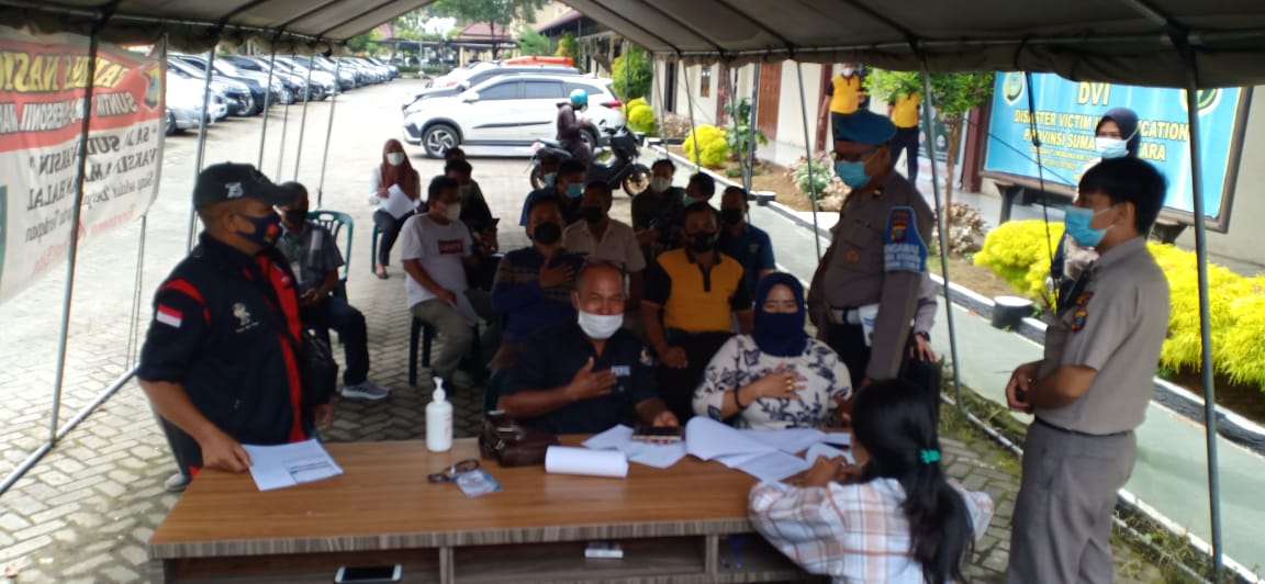 Wartawan Liputan Polda Sumut Laksanakan Vaksin Covid-19 Tahap II