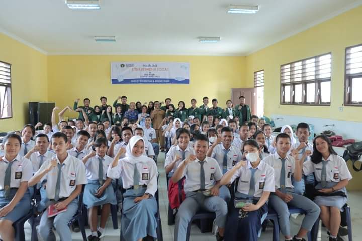 Diskominfo Ajak SMAN 1 Siempat Nempu Hulu Bijak Menggunakan Medsos