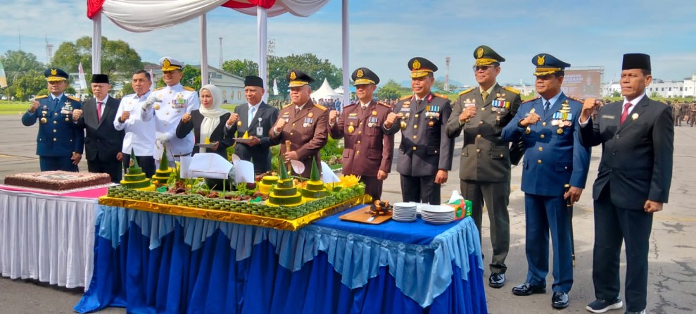 Kejaksaan Tinggi Sumatera Utara Peringati HUT Jaksa RI ke 80 di Lapangan Lanud Soewondo Medan