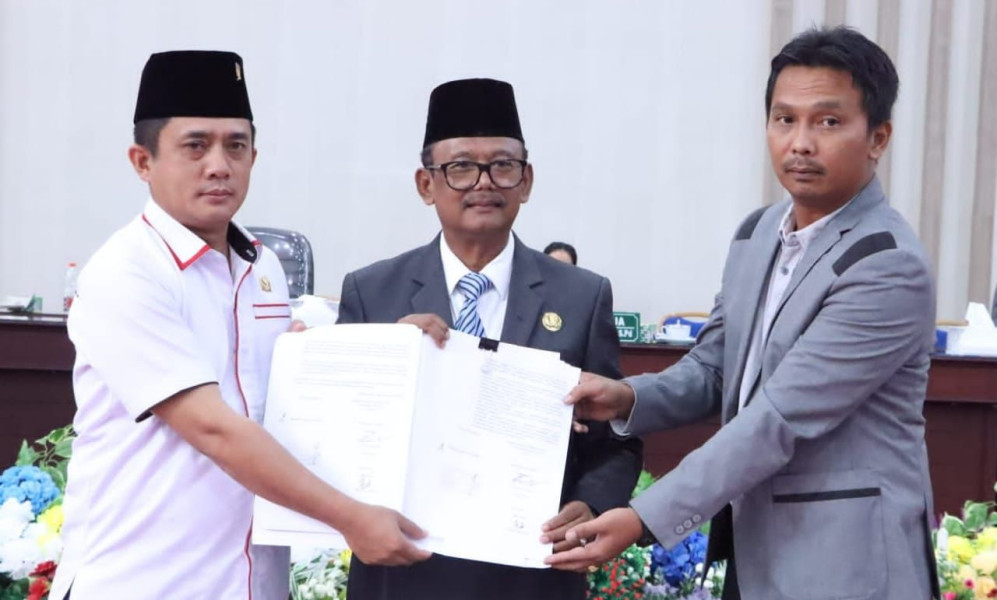 DPRD Simalungun Setujui Ranperda Tentang Pajak dan Retribusi Daerah