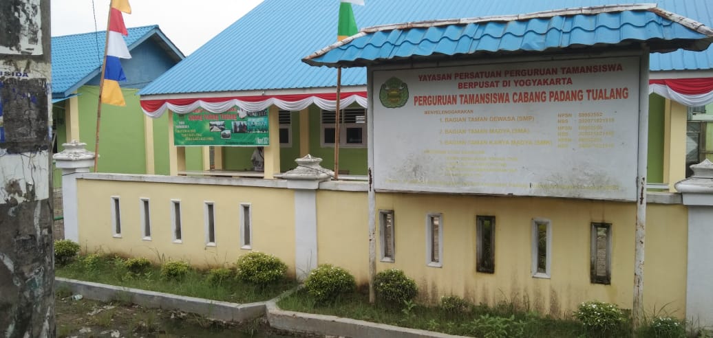 Langgar PP No. 8 Tahun 2020, Kepsek SMK Tamsis Diduga Gelapkan Dana BOS 