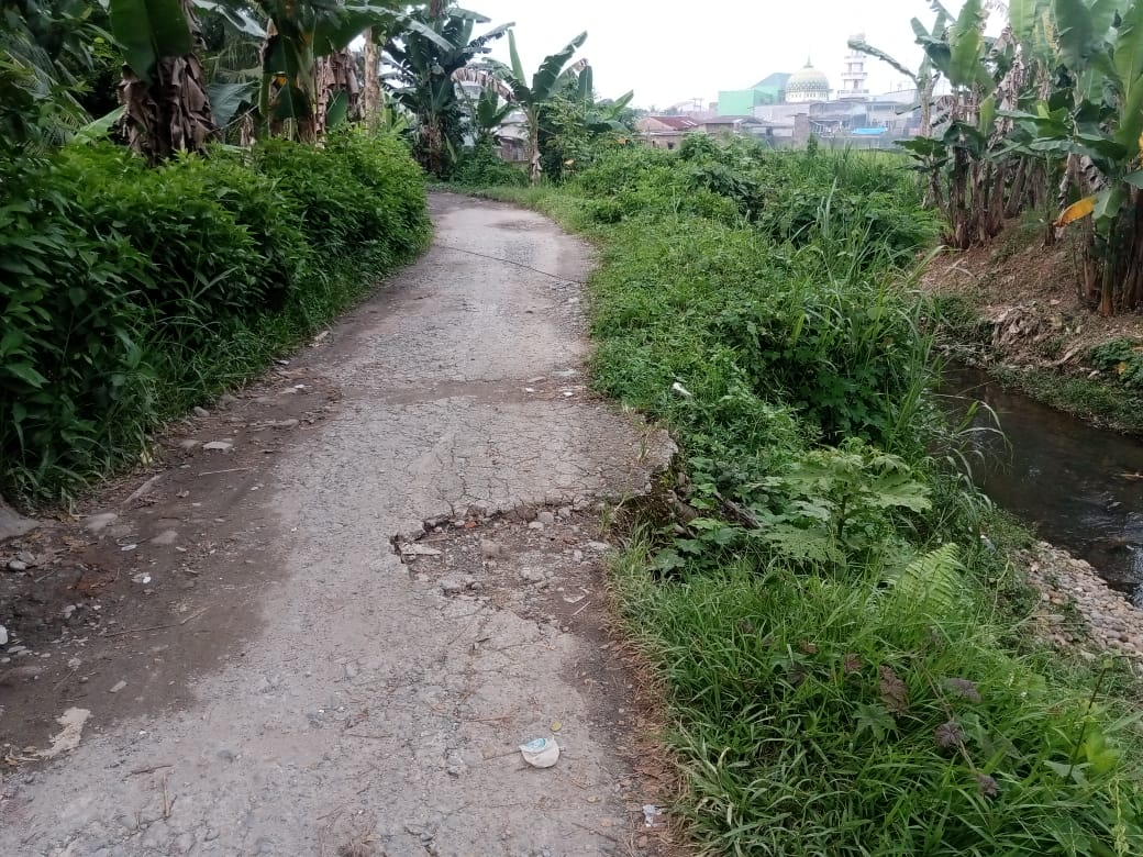 Curhat Warga Ke PPWI: Pak, Tanah Jembatan Mulai Tergerus, Rumah Kami Terancam Amblas