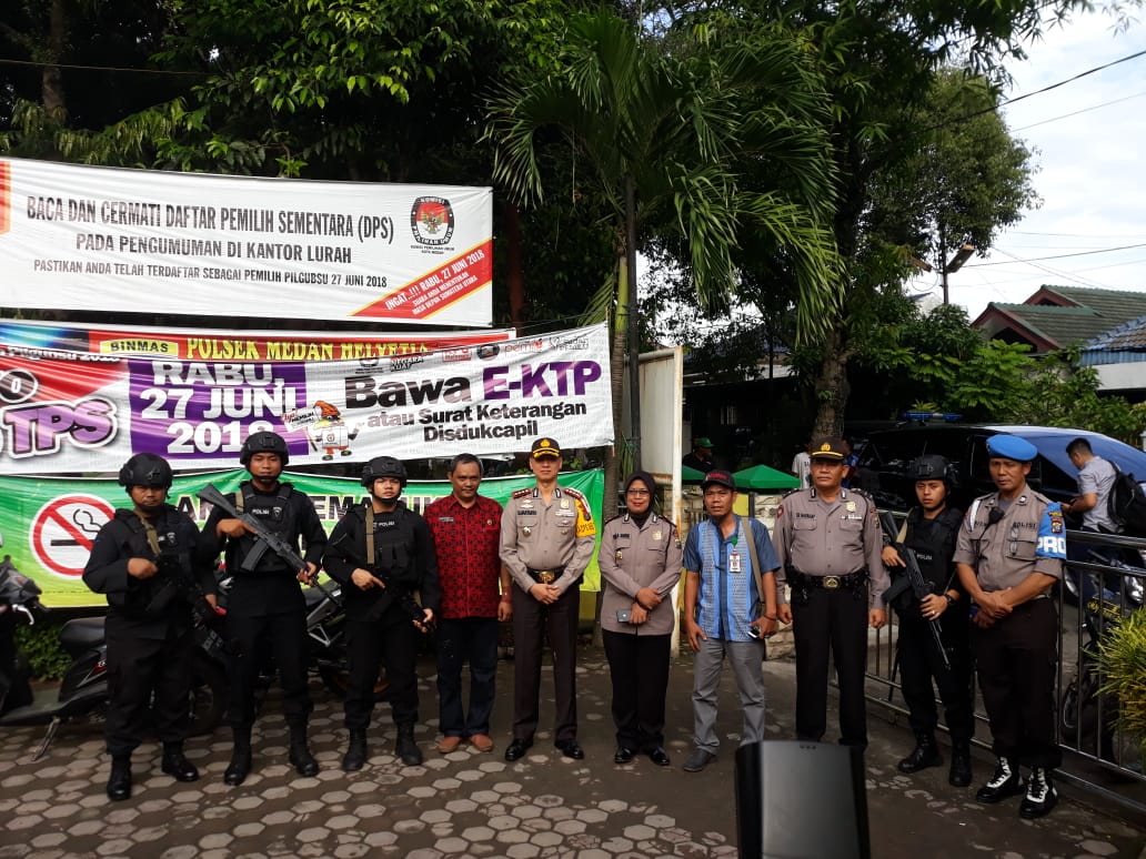 Kapolrestabes Cek Personil Pengamanan Penghitungan Suara di PPK Medan Helvetia