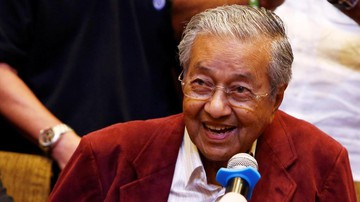 Mahathir Mohamad, PM Tertua Dunia yang Bawa Oposisi Berjaya