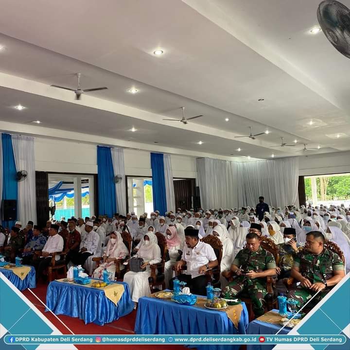 Wakil Ketua DPRD Hadiri Tepung Tawar Calon Jemaah Haji Kabupaten Deli Serdang.