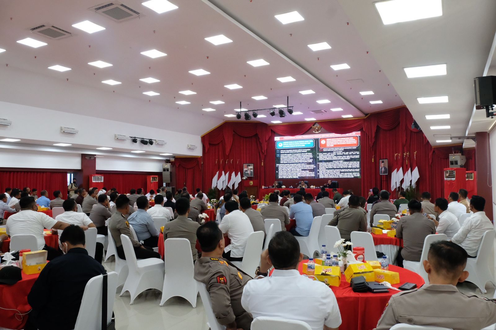 Kolaborasi Dengan KLHK, Polda Riau Gelar Sosialisasi Implementasi UU Cipta Kerja dan Turunannya Soal