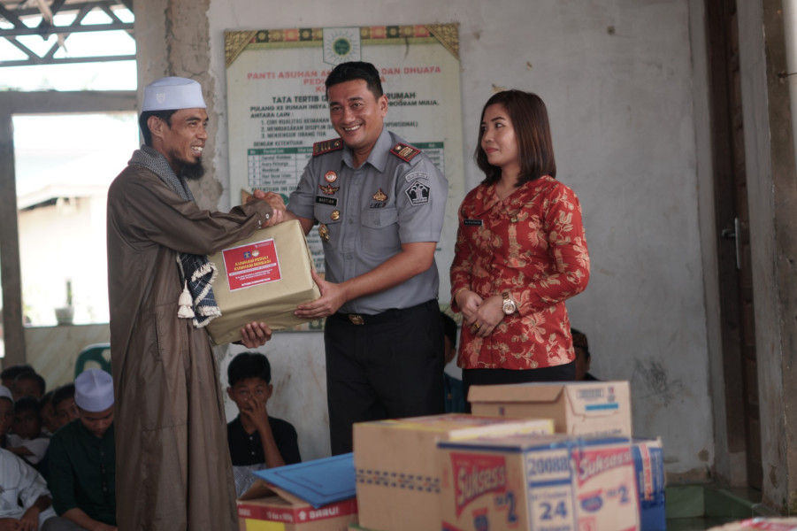 Semarak Hari Pengayoman Ke-79, Rutan Dumai Berikan Santuan pada Panti Asuhan