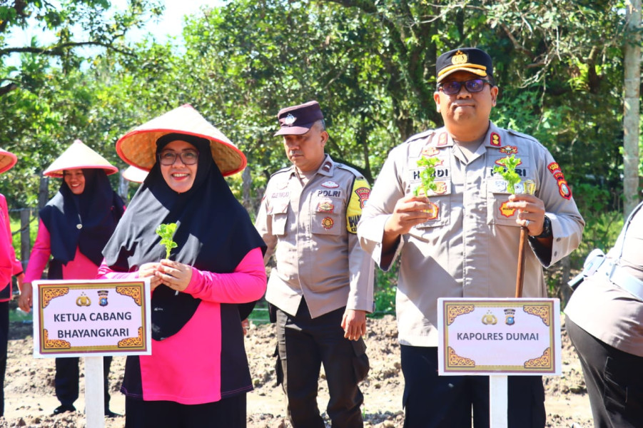 Kapolres Dumai Launching Penguatan Program Pekarangan Pangan Lestari