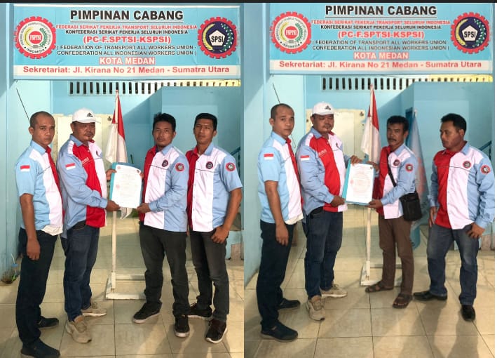 Ketua PC. F. SP. TSI - K. SPSI Kota Medan, Lamsir Simamora Berikan SK Kepada PUK KIM II dan PUK KIM