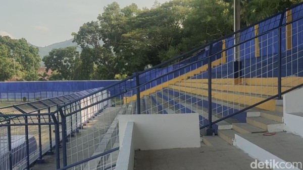 Menjelang pelaksanaan BONAS CUP 2022 Stadion Bina Raga Mendapat Renovasi