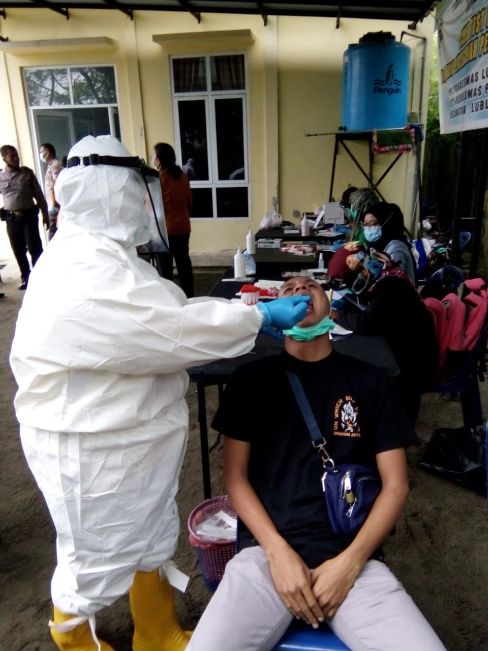 Pulang BKO, 330 Personil Polresta Deli Serdang Jalani Tes Swab