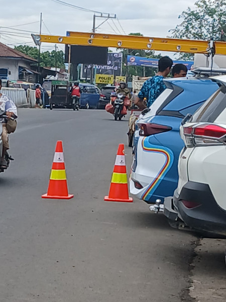 Camat Dituding Tidak Peduli Dengan Kesemrawutan Parkir Pasar Pancur Batu