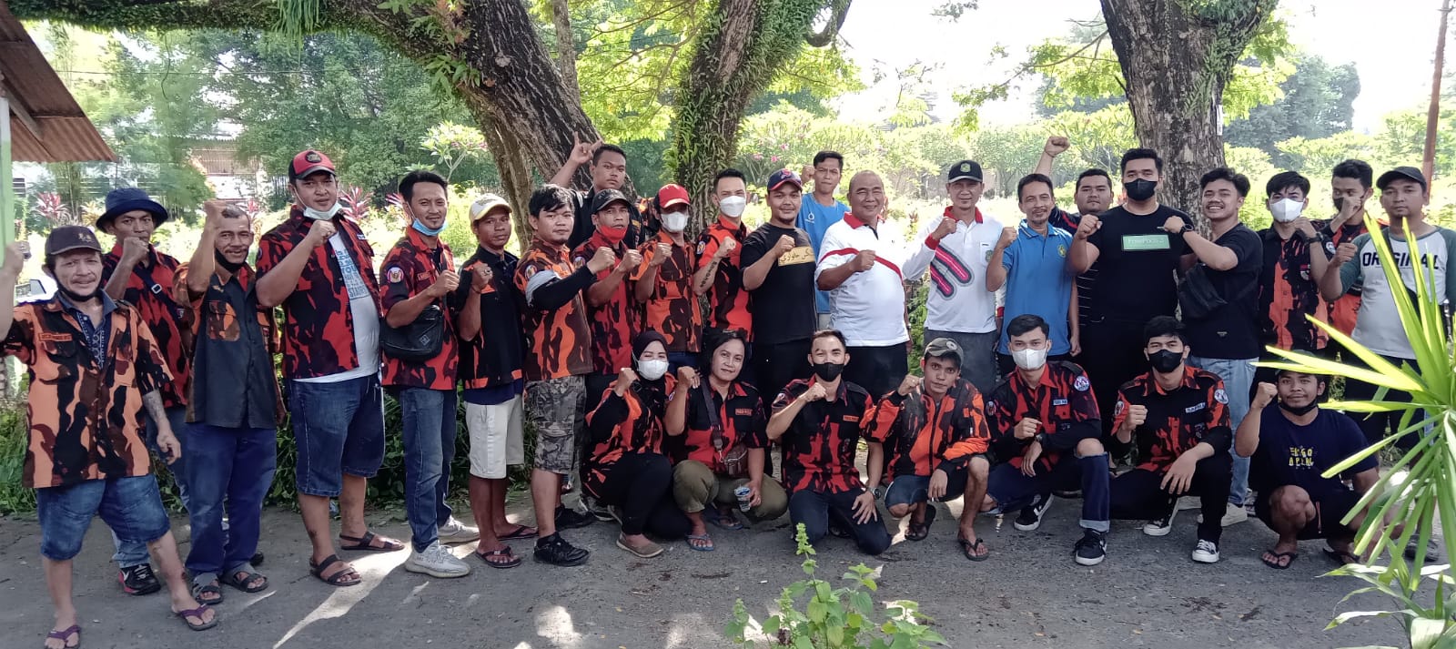 Resmikan Masjid Baiturrohim, Bupati Zahir Berikan Bantuan Pembangunan