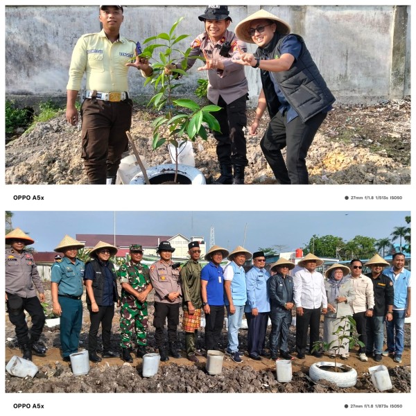 Vincent Moerghasini Yusuf Ketua Karang Taruna Kota Dumai  Ikut Penanamanan Jagung  RSUD dr.Suratman Bersama  Polres Dumai