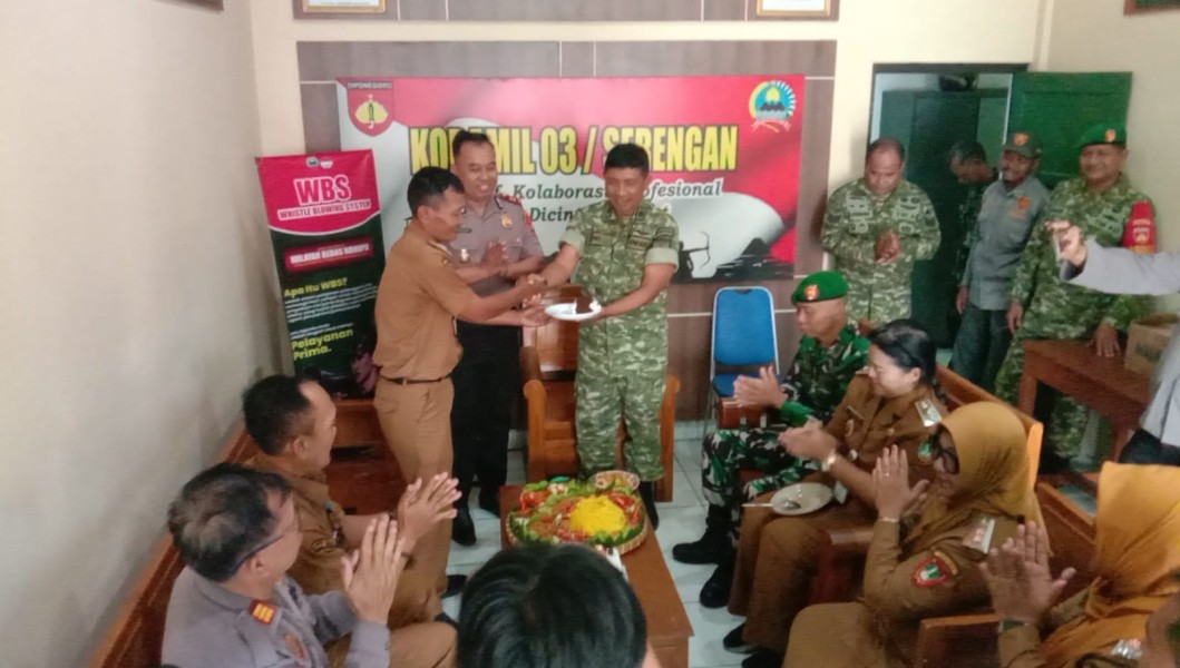 Sinergi Untuk Negeri, Kapolsek & Camat Serengan Beri Ucapan HUT TNI ke-81 ke Koramil 03/Serengan
