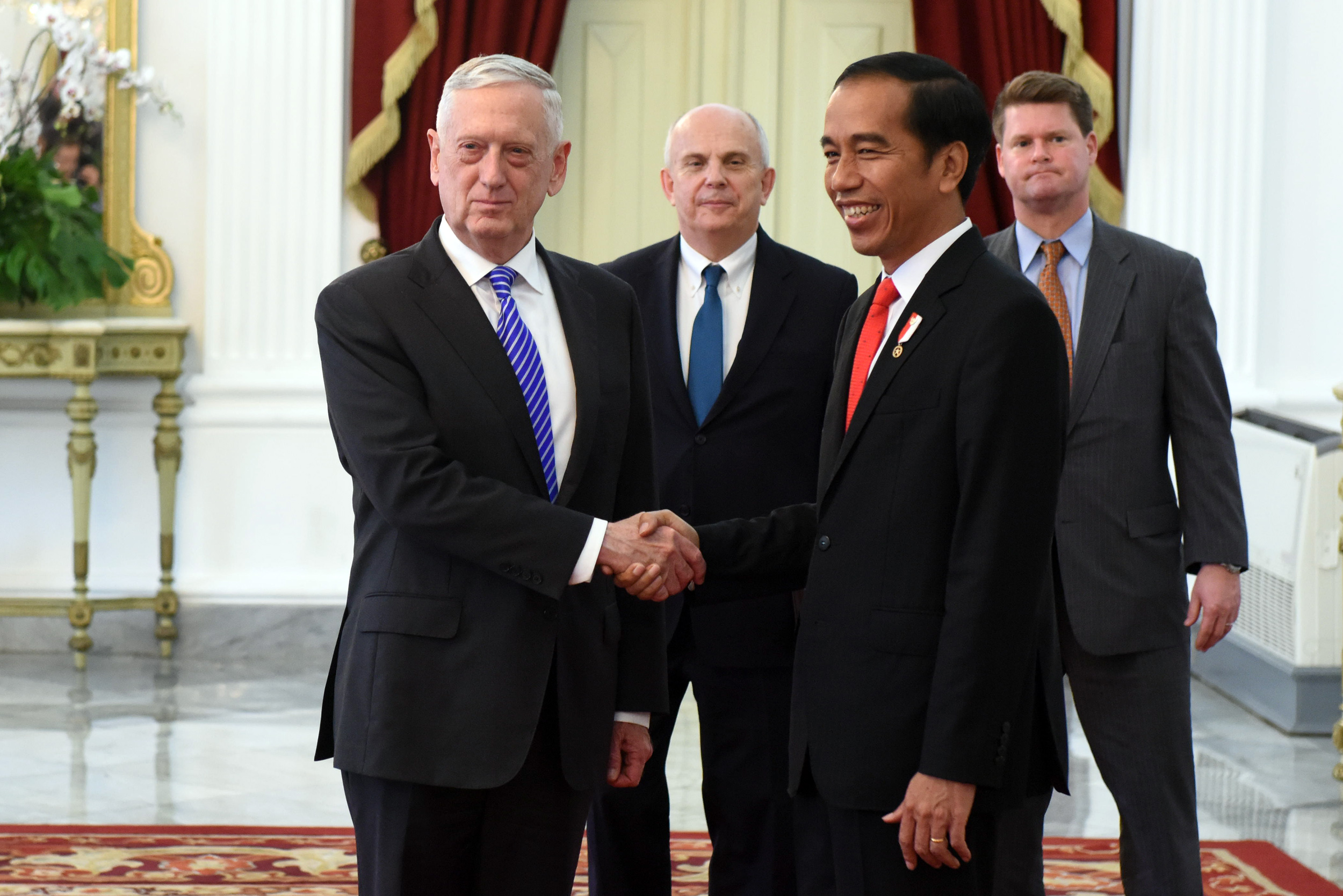 Terima Menhan AS, Presiden Jokowi Sampaikan Keinginan Kerjasama Produksi Alat Ketahanan