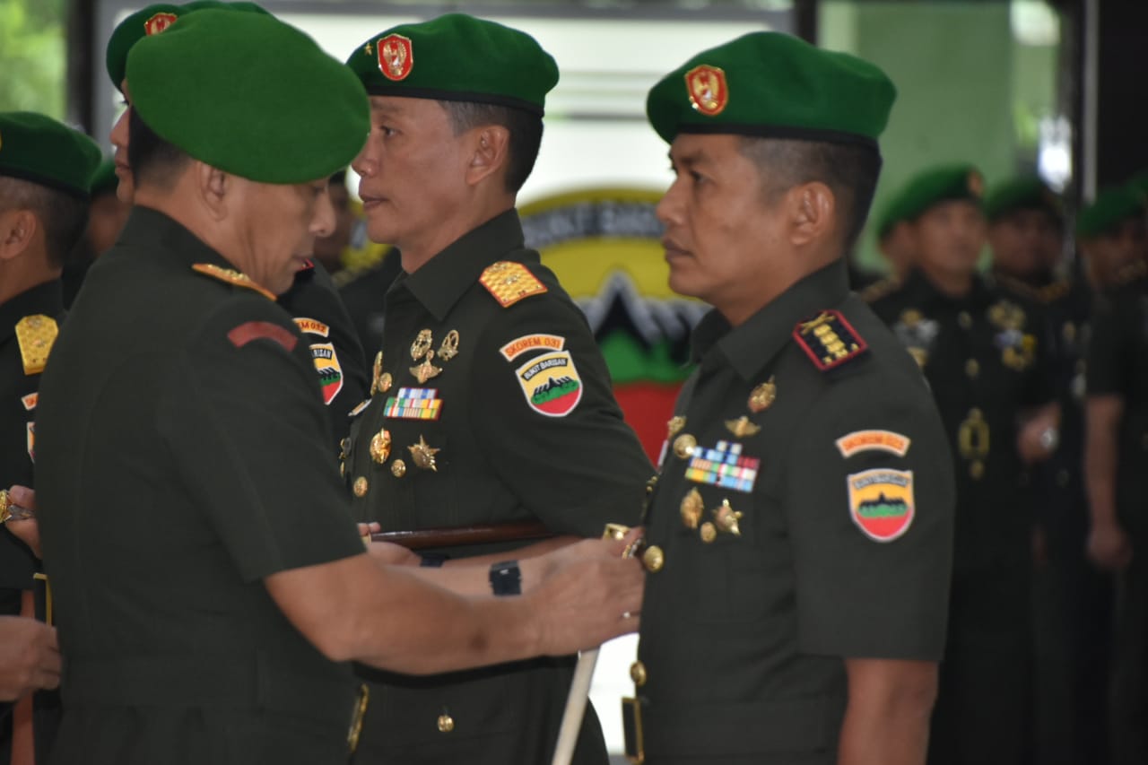 Pangdam I/BB Pimpin Sertijab Danrem 032/Wbr dan Danrem 023/KS 