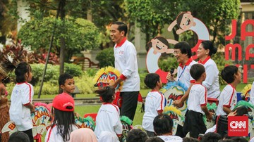 Hardiknas, Jokowi Ubah Istana Jadi Taman Bermain Anak