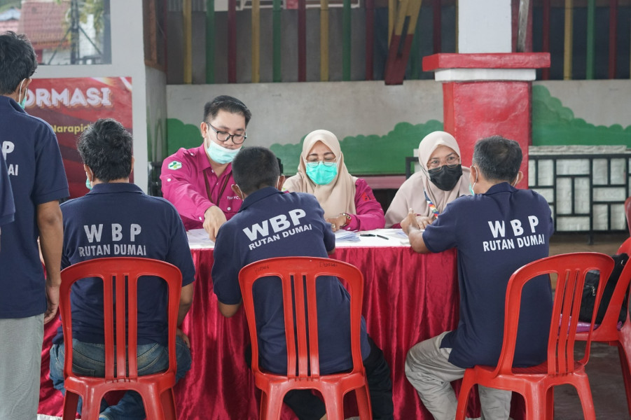 Rutan Dumai Bersama Dinas Kesehatan Kota Dumai Gelar Screening VCT, IMS dan TB Paru Terhadap Warga B