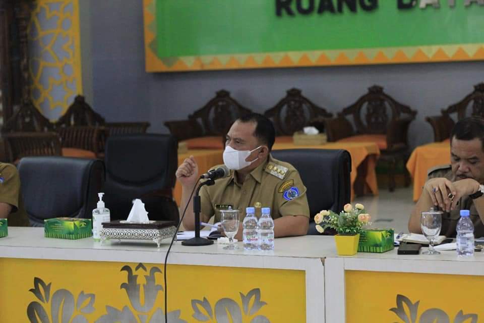 Bupati Labuhanbatu pimpin rapat pengelolaan sampah di Kabupaten Labuhanbatu