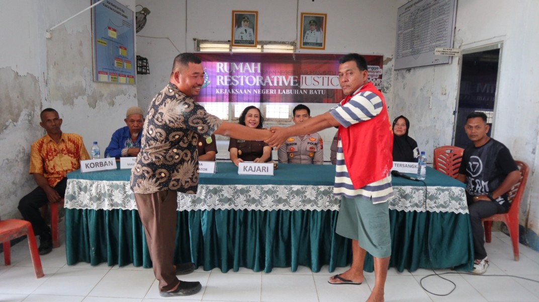 Kejati Sumut Selesaikan Perkara Penganiayaan Saudara Kandung dengan Keadilan Restoratif Justice