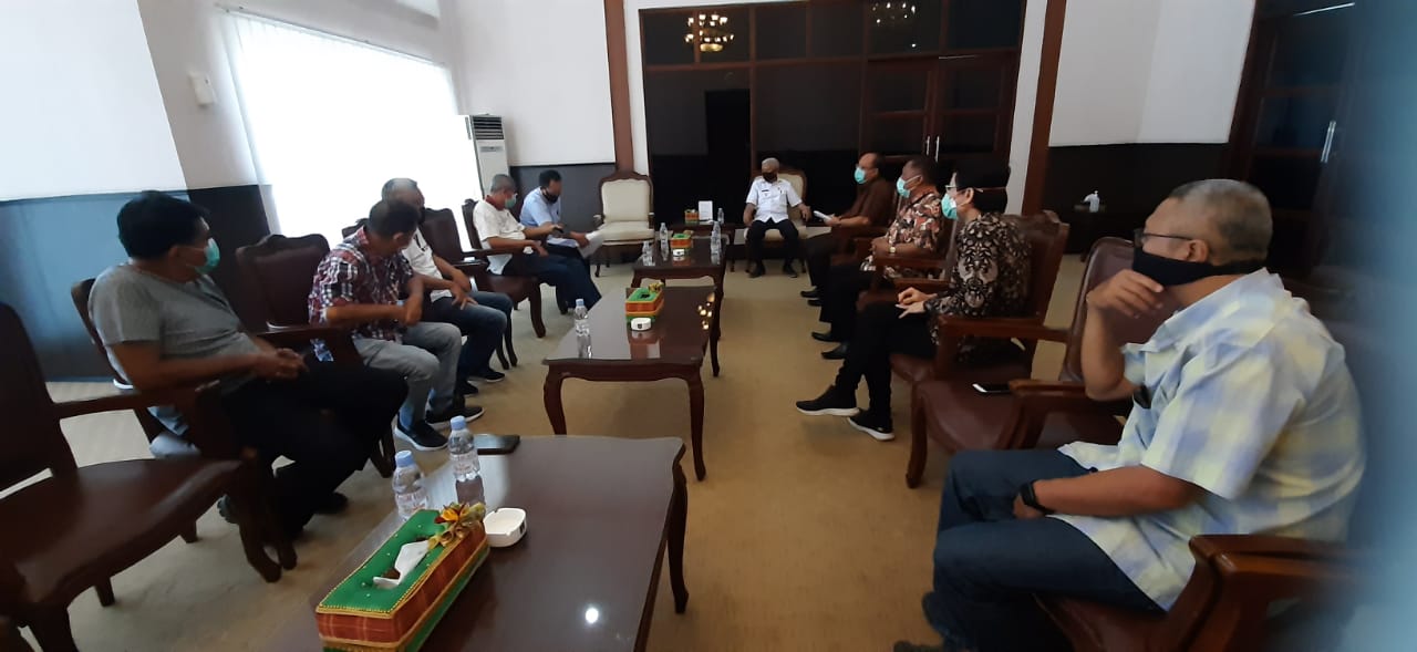 Komunitas Masyarakat Tionghoa Asahan Serahkan Bantuan Untuk Penanganan Covid - 19