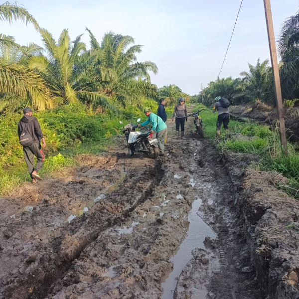 Polsek Sungai  Sembilan Melakukan Peninjauan TPS Perbatasan Dumai Dan Kabupaten Rohil