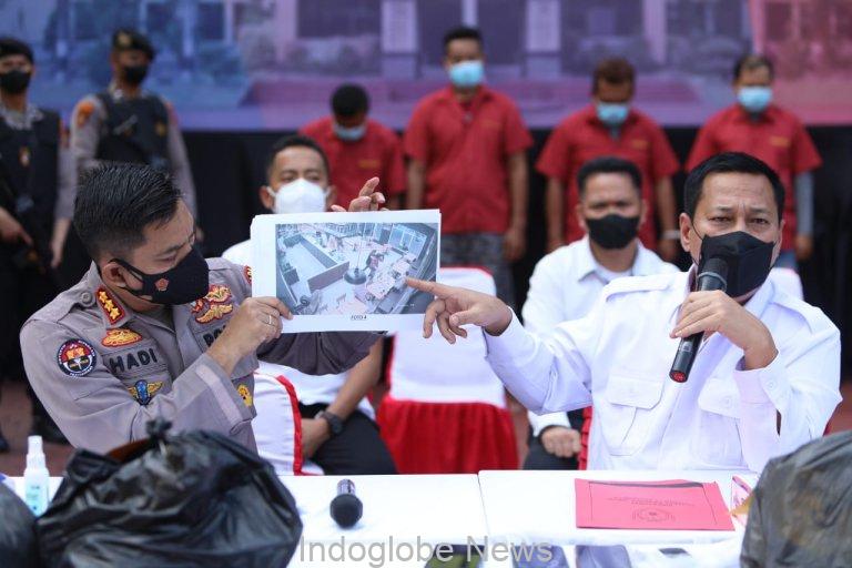 Penganiayaan Wartawan Di Madina, Awaluddin Memukul dan Memprovokasi