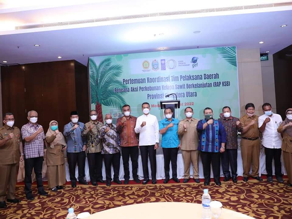 Bupati Labuhanbatu Tanda Tangani Dukungan pada Rencana Aksi Perkebunan Kelapa Sawit Berkelanjutan