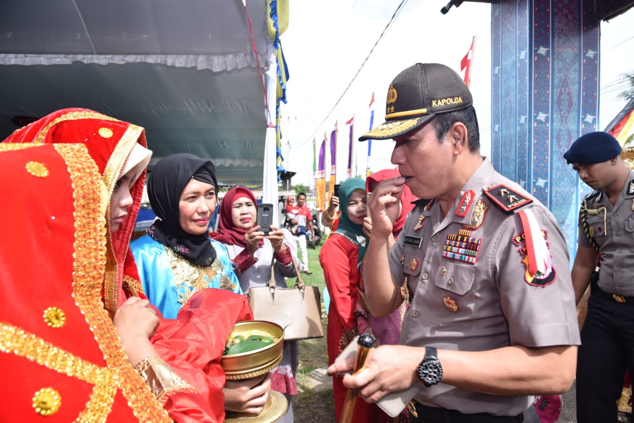 Kapolda Papua Hadiri Peresmian  Rumah Gadang