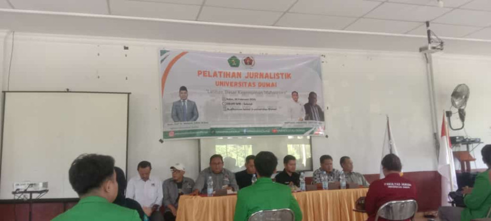 Sejarah Baru, PWI Dumai Narasumber Pelatihan Jurnalistik Unidum