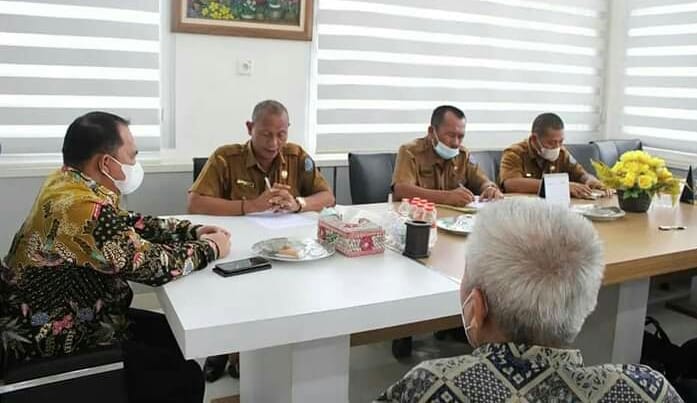 Perwakilan UMSU melakukan audensi dan Silaturahmi ke Bupati Labuhanbatu